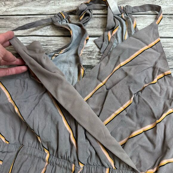 Xhilaration Women's Wide Leg Jumpsuit Romper M Med Medium Grey Gray Pink Orange - Picture 12 of 16